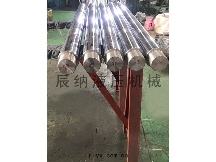 成(chéng)品活塞杆